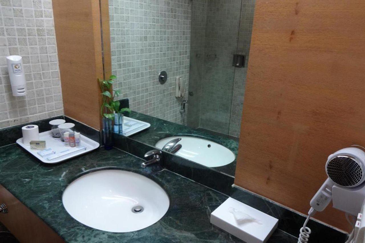 Hotel Park Plaza Omr 5*